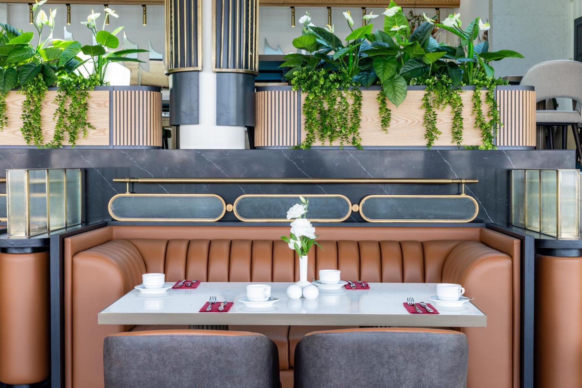 Clarion Hotel Golden Horn Istanbul Luaran gambar Interior of the restaurant