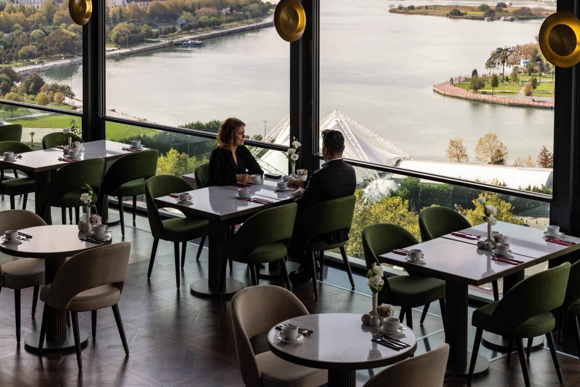 Clarion Hotel Golden Horn Istanbul Luaran gambar The restaurant